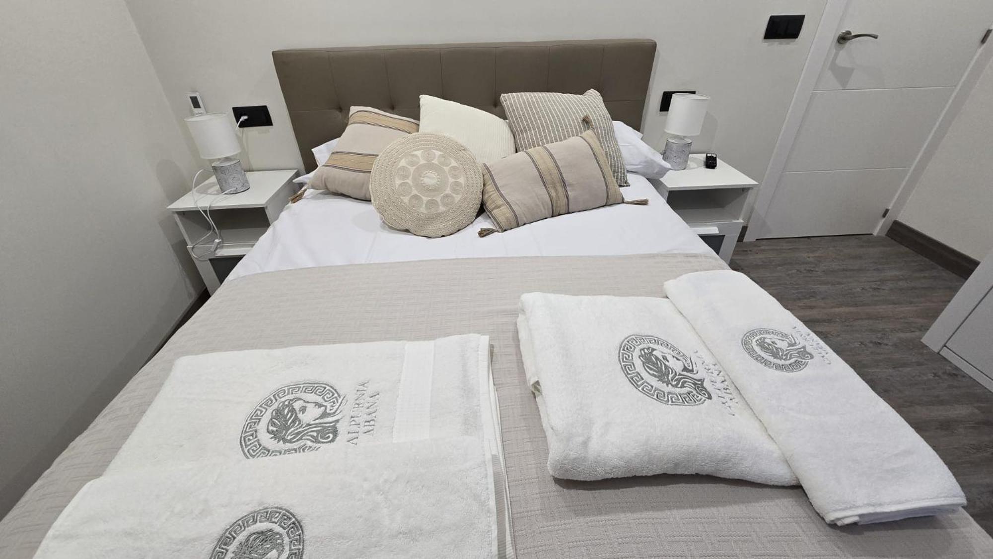 Calpurnia Abana Apartment Ourense Bagian luar foto